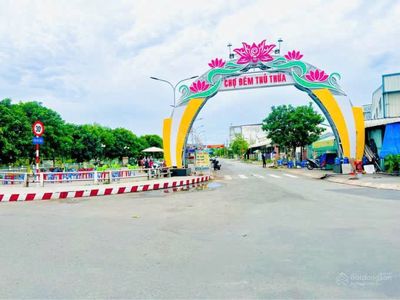 ĐẤT NGỘP CHỦ GỬI BÁN NGAY TTHC THỦ THỪA. Mua bán đất tại Huyện Thủ Thừa Long An được đăng bởi Bích Dưỡng Đỗ Thị