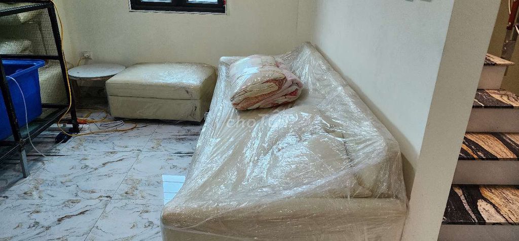 Ghế sofa Vải Trắng Hiện đại 2m40 Mới. Mua bán Bàn ghế tại Quận Đống Đa Hà Nội được đăng bởi Huy Thắng hình 1