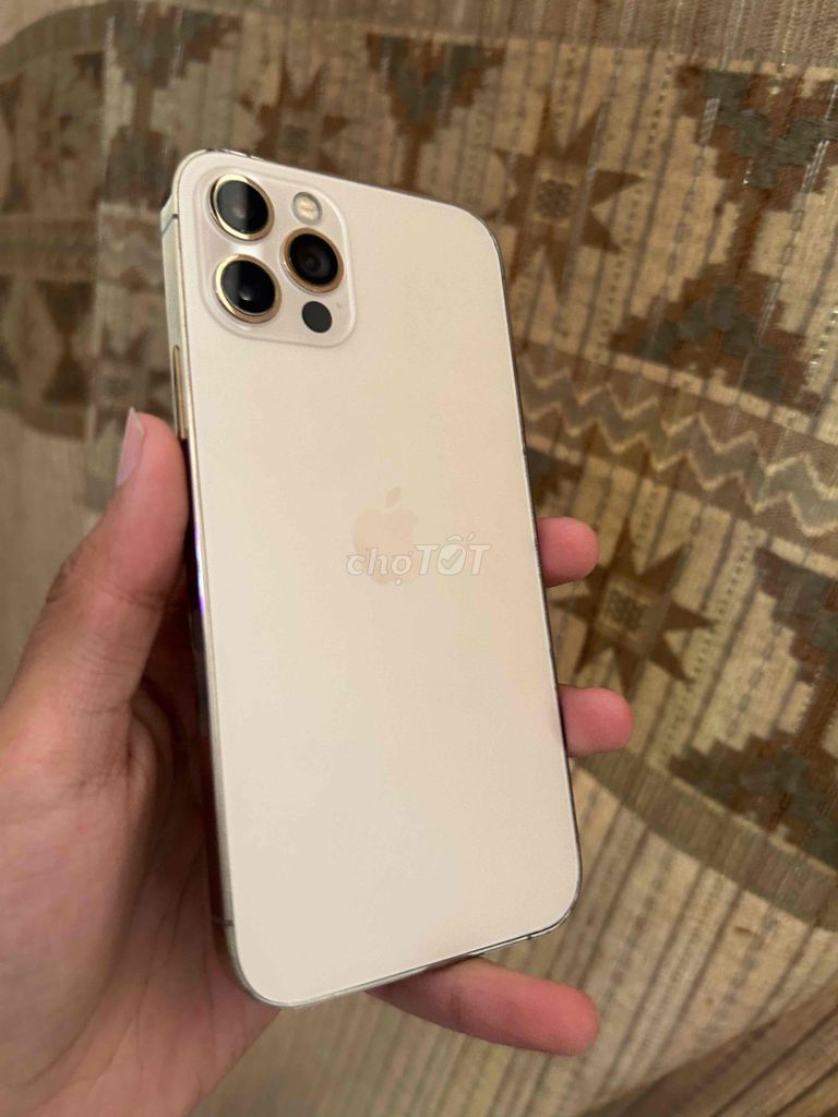Apple iPhone 12 Pro 128GB Vàng. Mua bán Điện thoại tại Huyện Bình Chánh Tp Hồ Chí Minh được đăng bởi Huy Tuấn hình 1
