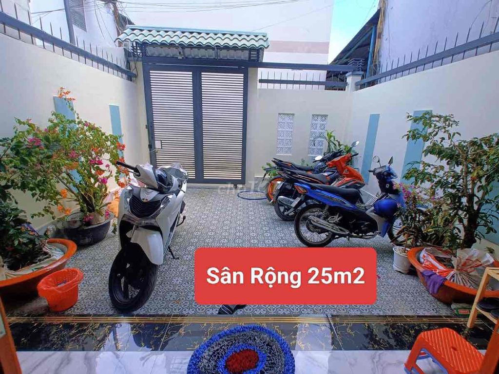 Bán nhà 5 phòng ngủ có sẵn thu nhập cao sạch đẹp Tầm Vu 120m2 giá rẻ