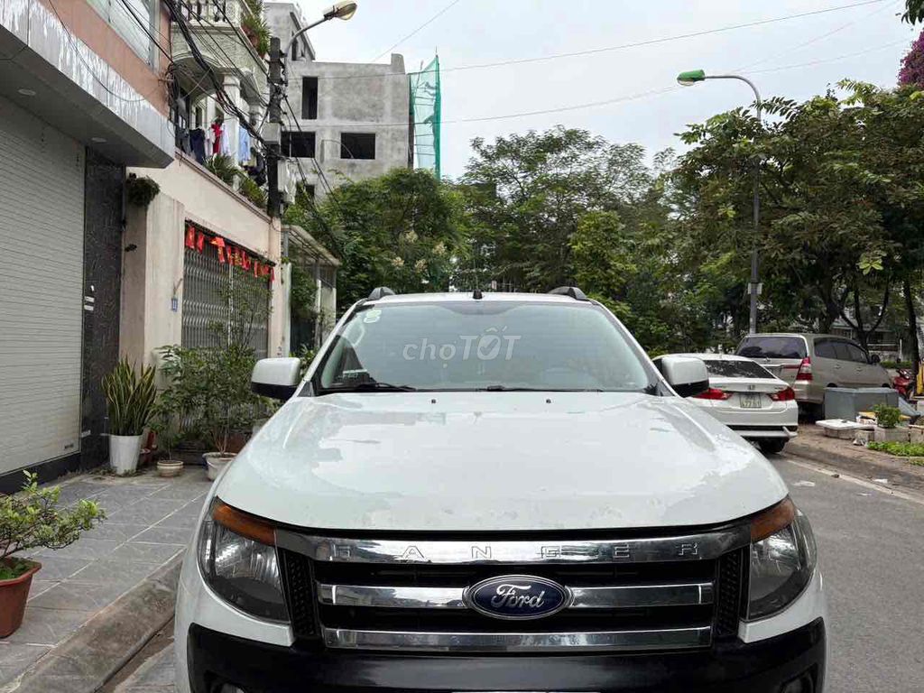 Ford Ranger 2014 XLS 2.2 4x2 AT - 12000 km. Mua bán Ô tô tại Quận Hai Bà Trưng Hà Nội được đăng bởi Bùi hiển hình 1