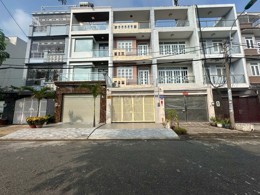 Bán nhà khu Tên Lửa, MT đường Số 32A, 5 x 20m, 3.5 tấm, 11.8 tỷ. Mua bán nhà ở tại Quận Bình Tân Tp Hồ Chí Minh được đăng bởi Tín Hưng hình 1