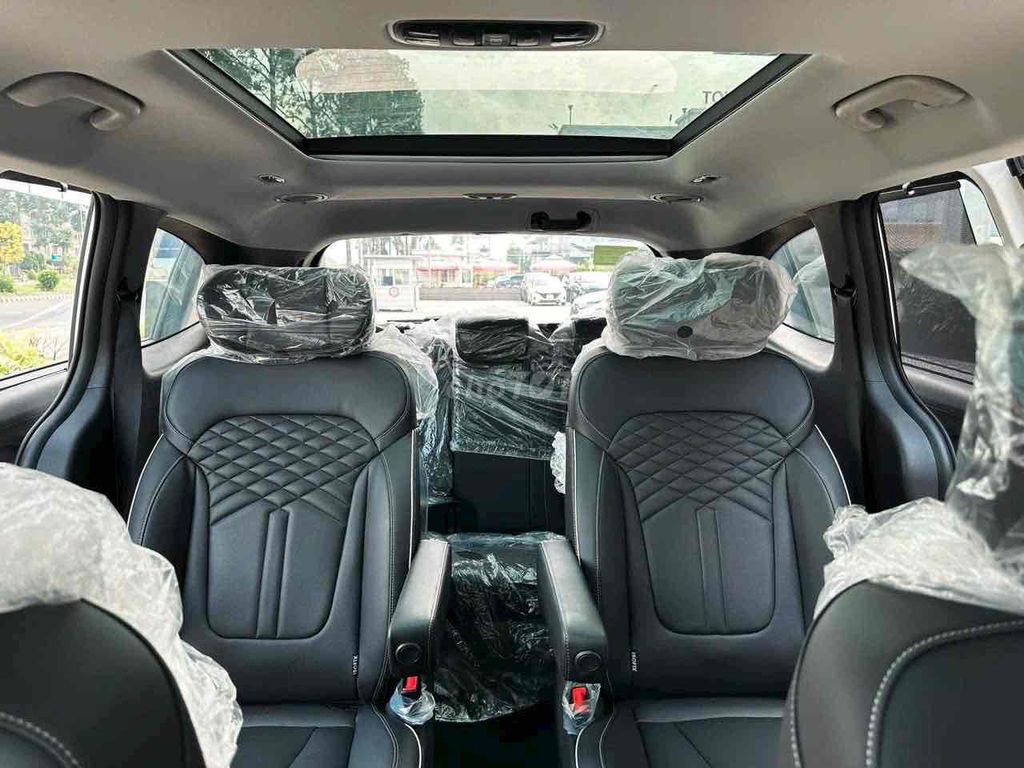 Hyundai Custin 7 chỗ đủ màu, phiên bản giao ngay. Mua bán Ô tô tại Thành phố Thủ Đức Tp Hồ Chí Minh được đăng bởi Đại Lý Hyundai Sài Gòn hình 9