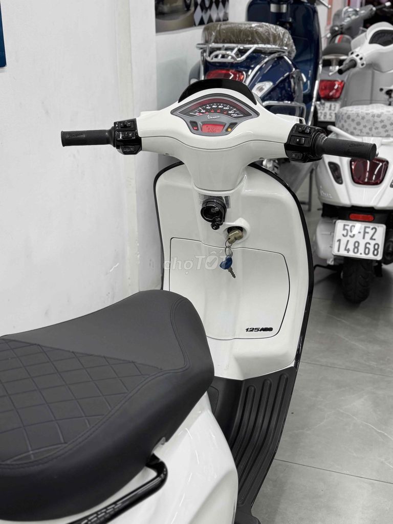 Vespa sprint 2019ABS đèn lét bstp ,chính chủ. Mua bán Xe máy tại Quận Phú Nhuận Tp Hồ Chí Minh được đăng bởi  vespa Nam Phương hcm  hình 3