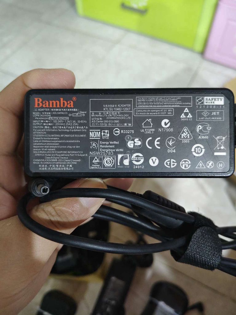 Bộ sạc laptop Bamba ADLXL4NL.C3 Đen. Mua bán Phụ kiện (Màn hình, Chuột...) tại Thành phố Mỹ Tho Tiền Giang được đăng bởi Trung Tin hình 1