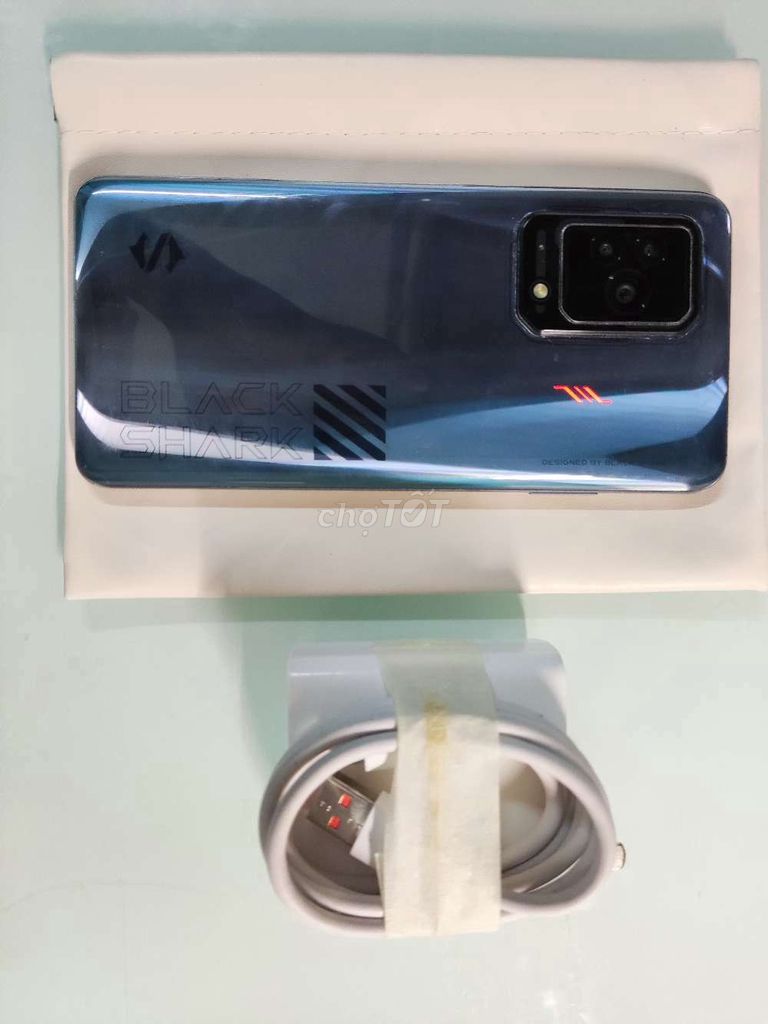 Black Shark 5 12GB/256GB like new + sạc zin 120w. Mua bán Điện thoại tại Quận 7 Tp Hồ Chí Minh được đăng bởi Emart 86 hình 1