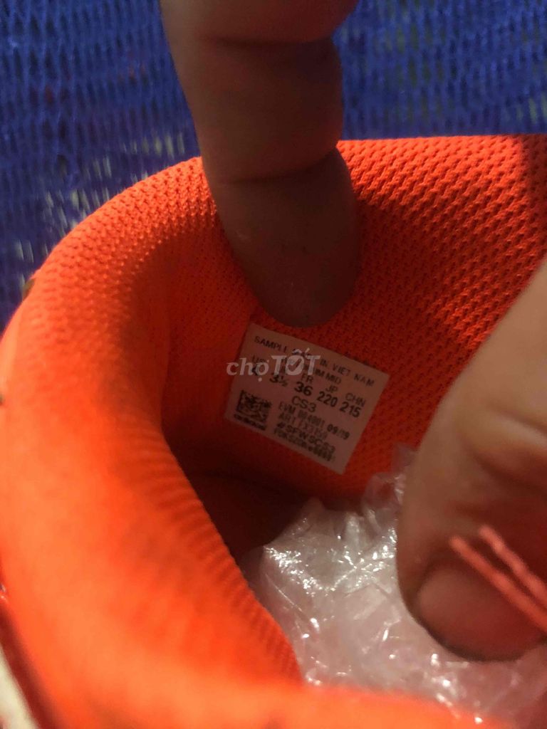 Giày thể thao Adidas Cam 36 EU Việt Nam. Mua bán Giày dép tại Quận 8 Tp Hồ Chí Minh được đăng bởi Phúc LC hình 1
