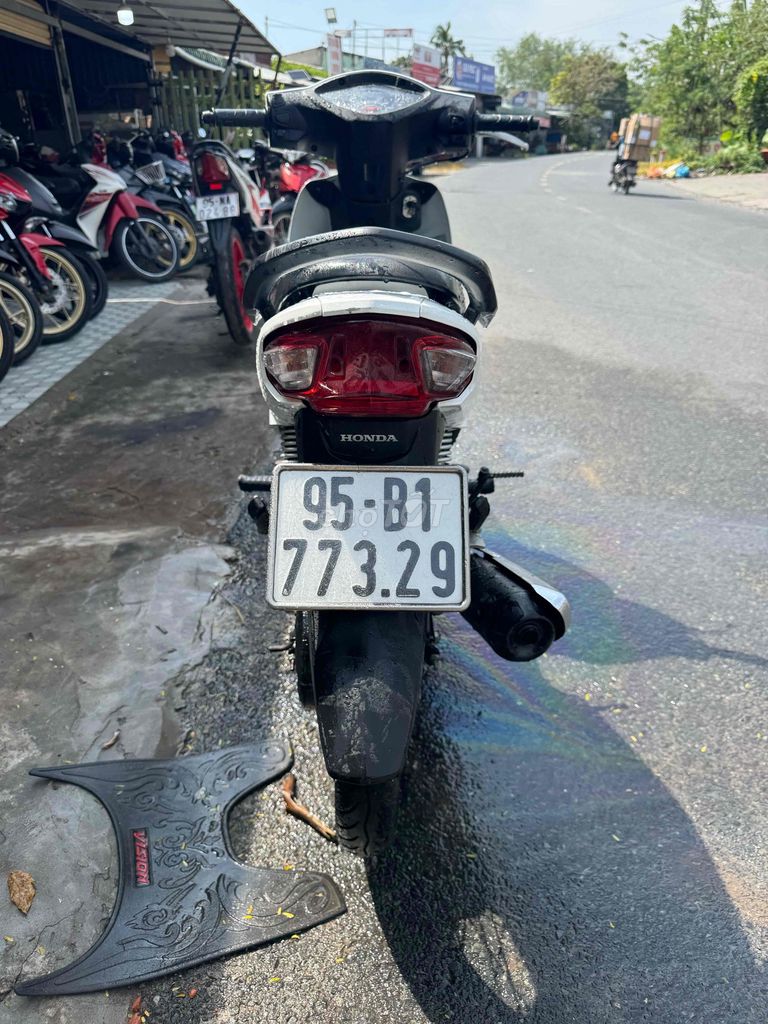 anpha xe đẹp máy êm zin.9chủ lh ***. Mua bán Xe máy tại Huyện Phong Điền Cần Thơ được đăng bởi Thanh Dang Hoang hình 5