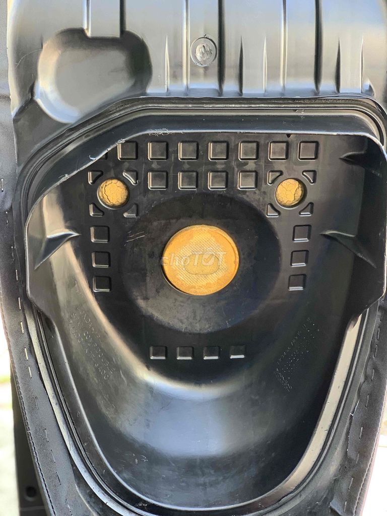 Sh150 2009  zin nguyên bản lăn bánh 2015. 1 chủ. Mua bán Xe máy tại Quận Phú Nhuận Tp Hồ Chí Minh được đăng bởi Cungsport hình 10