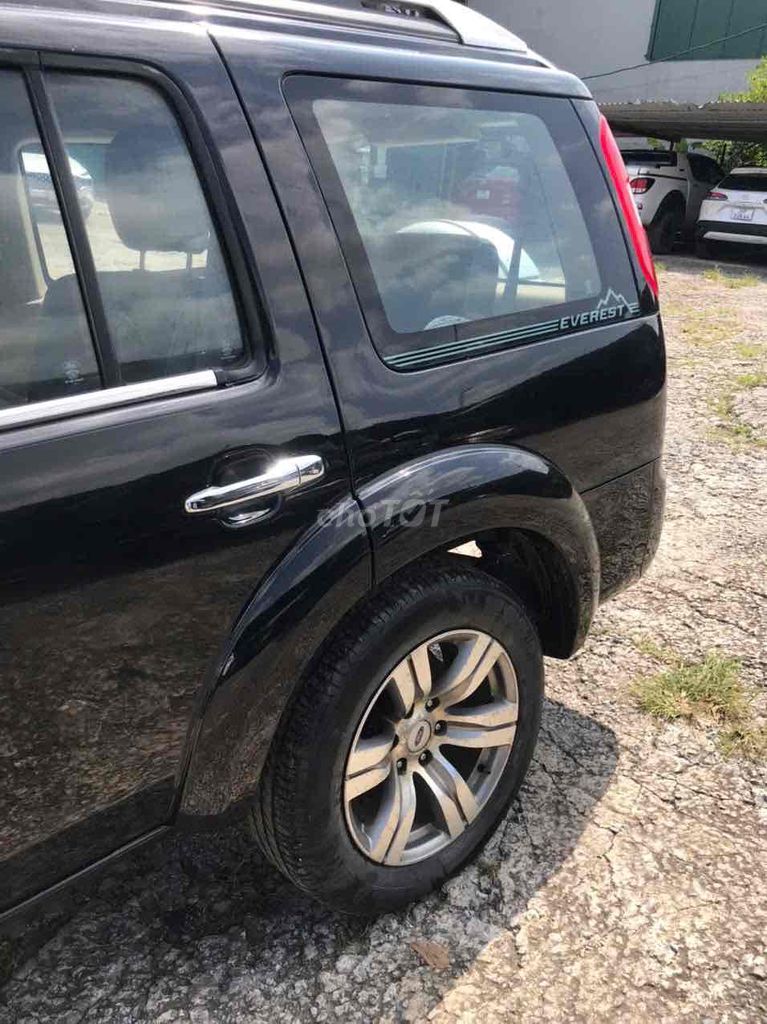 Ford Everest 2010 2.5L 4x4 MT - 190000 km. Mua bán Ô tô tại Quận Đống Đa Hà Nội được đăng bởi .Nguyễn ĐứcDuẩn hình 4