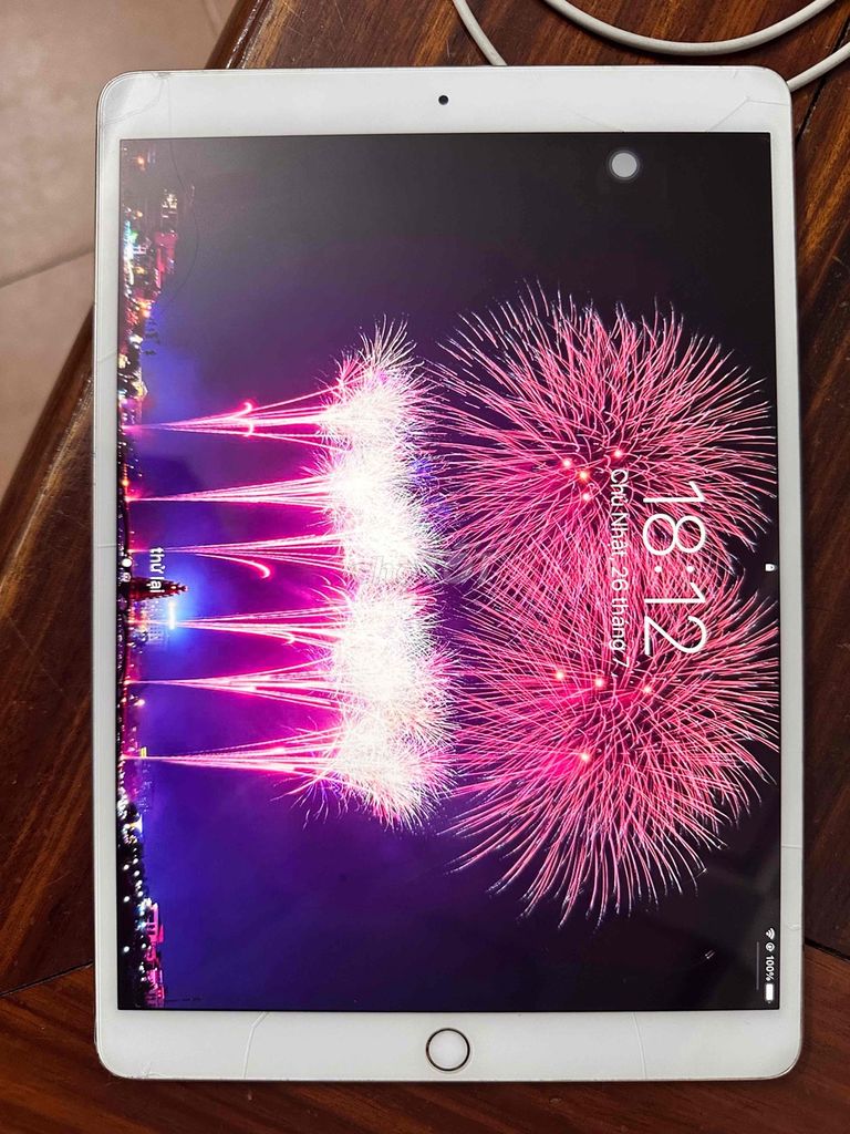 Apple iPad Pro 10.5 Màn phản quang. Mua bán Máy tính bảng tại Thành phố Việt Trì Phú Thọ được đăng bởi Cường Hoàng hình 1