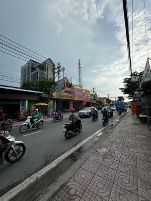 Bán MT kinh doanh lớn, ngang 8m x22m,6T, Nguyễn Văn Tăng, Tp. Thủ Đức.. Mua bán văn phòng, mặt bằng kinh doanh tại Thành phố Thủ Đức Tp Hồ Chí Minh được đăng bởi ANC FURNITURE