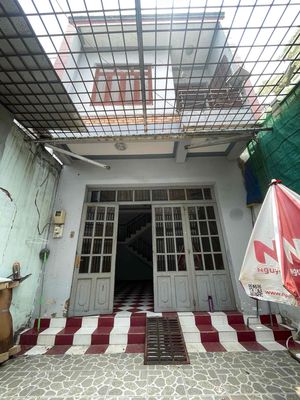 Townhouse 90 m² · 4 bed · Tăng Nhơn Phú B