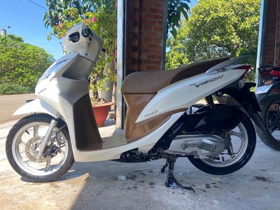 VISION 2013 MẪU CUỐI ĐỜI ĐẦU XE MÀU TRẮNG ĐẸP. Mua bán Xe máy tại Huyện Thống Nhất Đồng Nai được đăng bởi CHODONGNAI youtube video