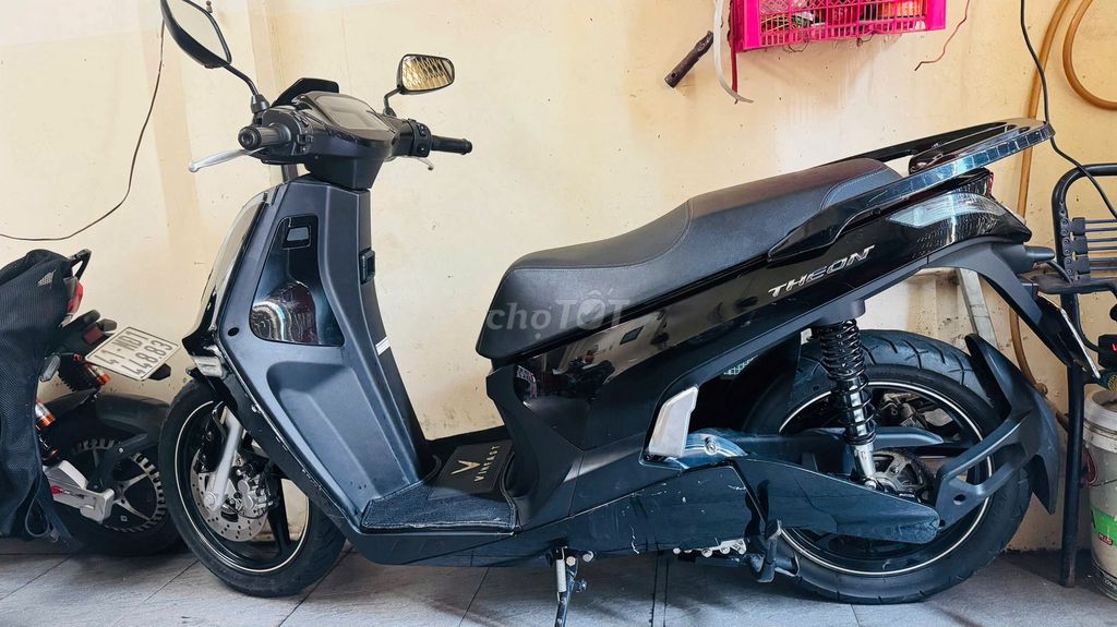 VinFast Theon 2021 черный 15000 км