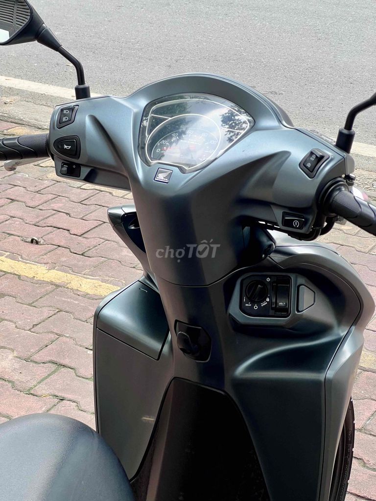 [GÓP ĐC GIỮ CAVET] VISION 2022 phiên bản Đặc Biệt. Mua bán Xe máy tại Quận 12 Tp Hồ Chí Minh được đăng bởi Bùi văn hiếu hình 14