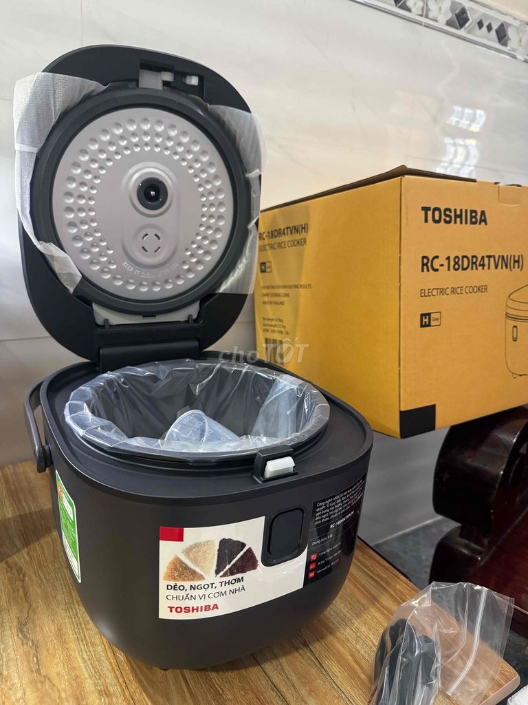 Nồi cơm điện Toshiba RC-18DR4TVN(H). Mua bán Bếp, lò, đồ điện nhà bếp tại Thành phố Biên Hòa Đồng Nai được đăng bởi Hòa Quốc  hình 1