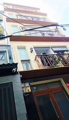 Townhouse 45 m² · 10 bed · Đường Trần Văn Đang