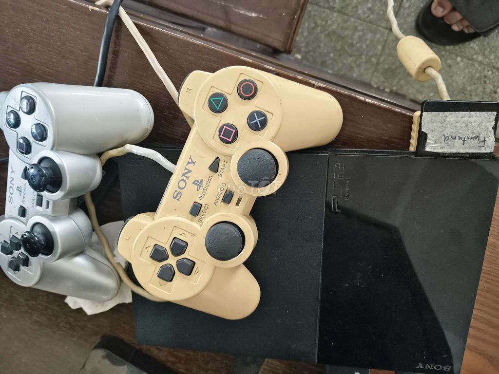 Máy chơi game Sony PlayStation 2 kèm phụ kiện. Mua bán Thiết bị chơi game tại Thành phố Biên Hòa Đồng Nai được đăng bởi Arazole hình 1