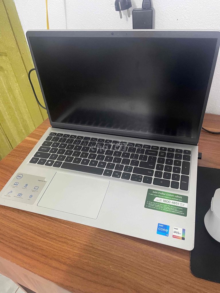 Dell Inspiron 15 Bạc Like New. Mua bán Laptop tại Quận 12 Tp Hồ Chí Minh được đăng bởi pham tan hình 1