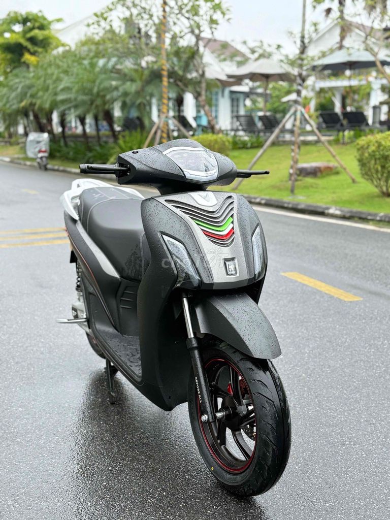 BF model 2026 (BF 150S/ 150i). Mua bán Xe điện tại Quận Đống Đa Hà Nội được đăng bởi Xe Bảo Tín 61 Nguyễn Lương Bằng HN hình 4