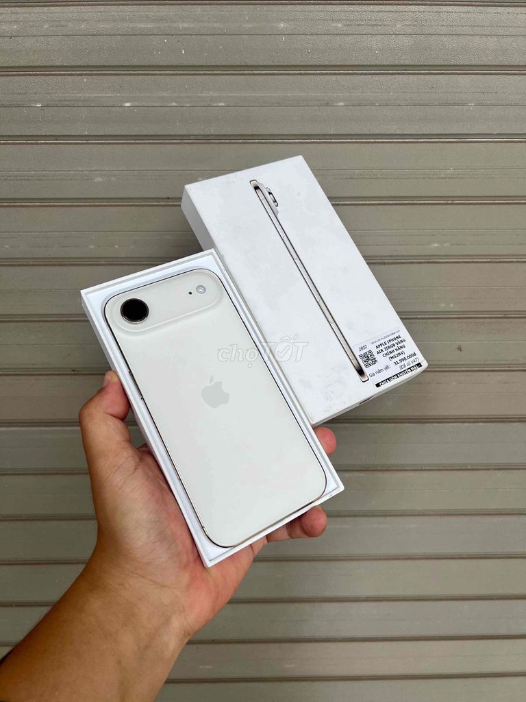 Apple iPhone 17air 256GB Vàng bh 2/2027. Mua bán Điện thoại tại Quận Đống Đa Hà Nội được đăng bởi HaNoiMobile HT  hình 1