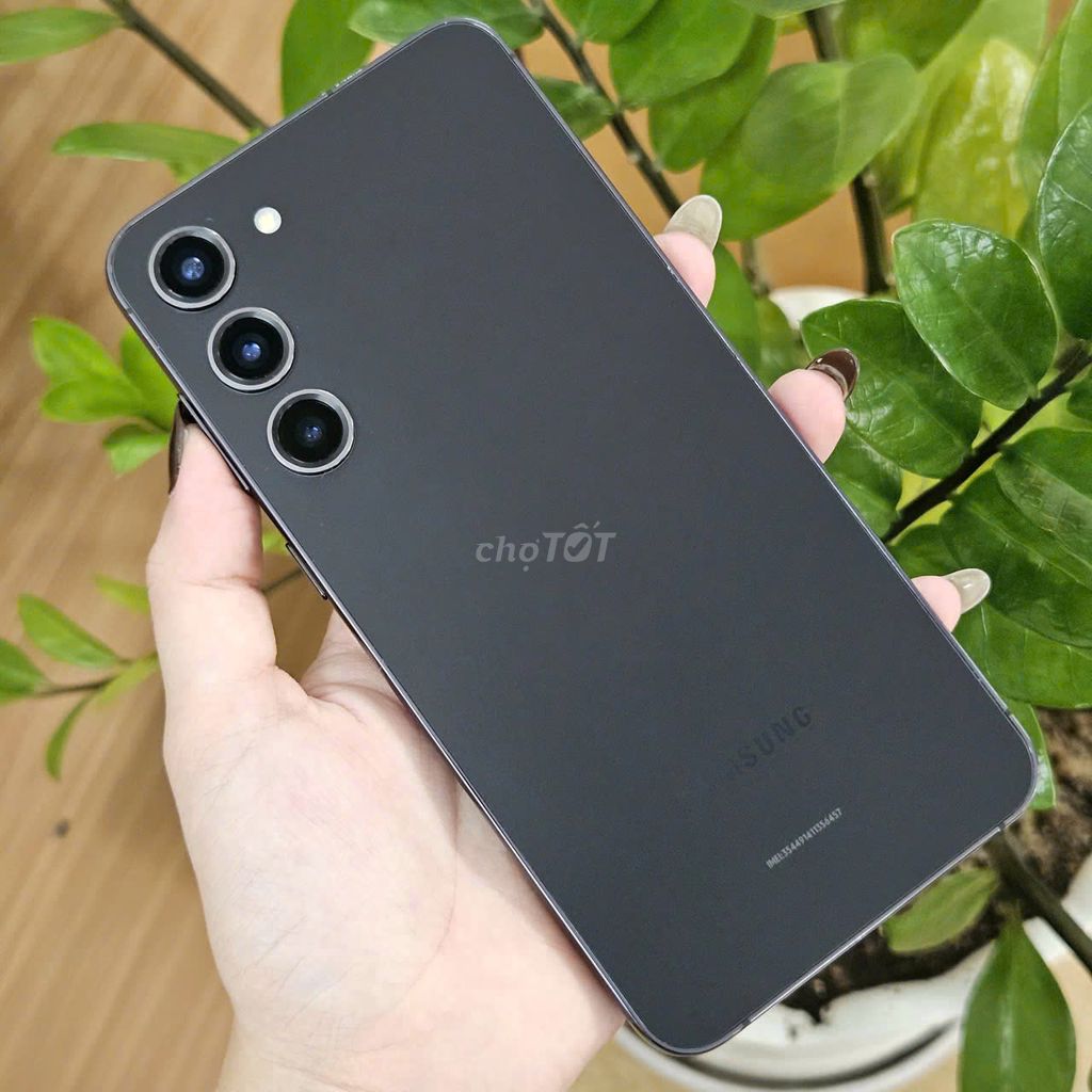 Samsung Galaxy S23+ 256GB màu đen nguyên zin keng. Mua bán Điện thoại tại Quận Thanh Khê Đà Nẵng được đăng bởi Vietphones Store 16 Kỳ Đồng hình 1