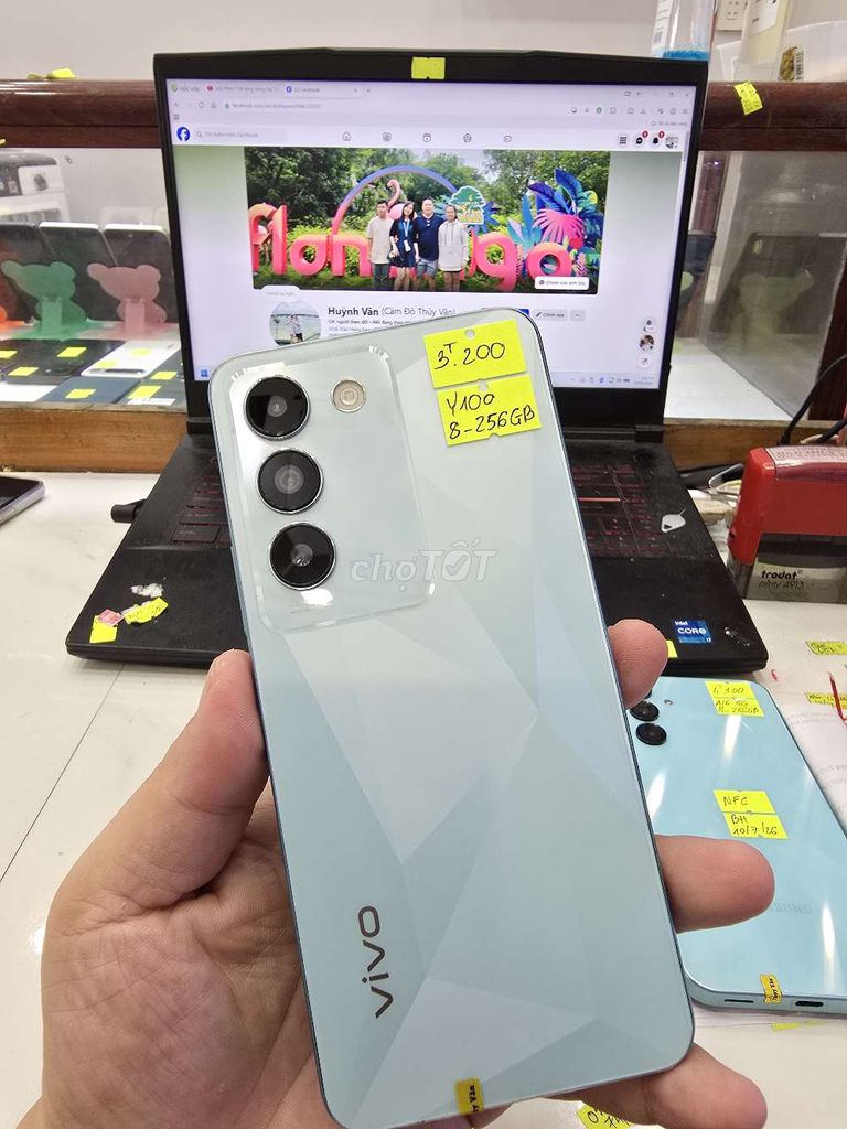 Vivo Y100 8GB/256GB Xanh. Mua bán Điện thoại tại Thành phố Long Xuyên An Giang được đăng bởi Facebook Cầm Đồ Thúy Vân hình 1