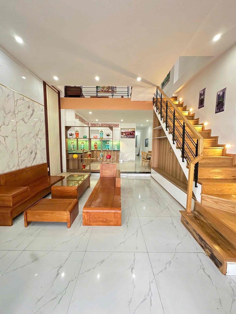 NHÀ 2 TẦNG View công viên : đường 5m5 Đô Đốc Tuyết - Hoà Xuâ