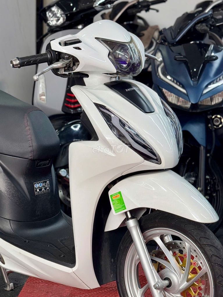 💥Vision dọn kiễng đời 2024 Smartkey Biển67 9chủ ký. Mua bán Xe máy tại Thành phố Thủ Đức Tp Hồ Chí Minh được đăng bởi XE MÁY THỦ ĐỨC hình 1