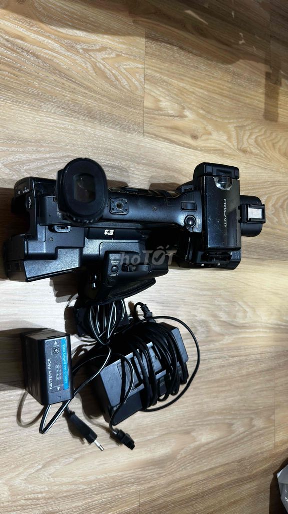 Máy quay phim Sony HXR-NX5N Đen. Mua bán Máy ảnh, Máy quay tại Quận Cái Răng Cần Thơ được đăng bởi Trung Nguyễn hình 1