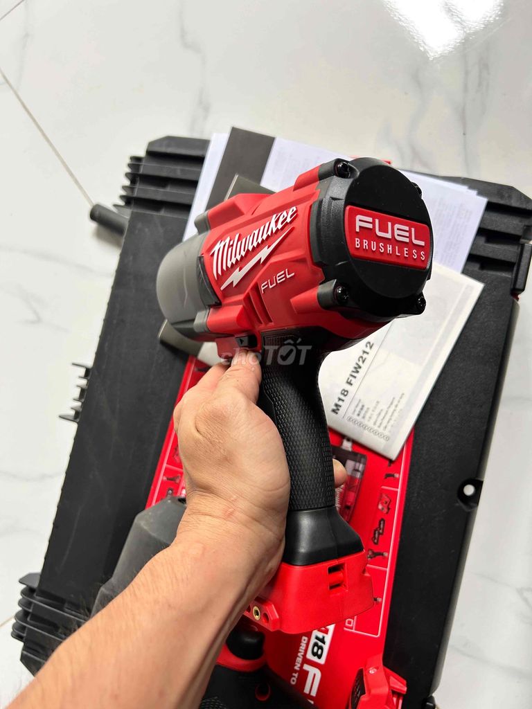 máy Bulong Milwaukee 2767 hàng siêu lướt