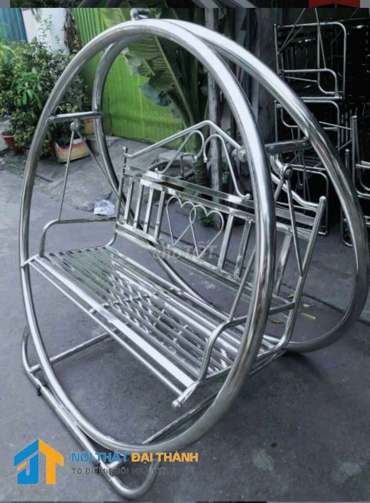 Xích đu inox kiểu vòng tròn-giao hàng hoả tốc HCM. Mua bán Nội thất, đồ gia dụng khác tại Quận Tân Phú Tp Hồ Chí Minh được đăng bởi NỘI THẤT ĐẠI THÀNH hình 1