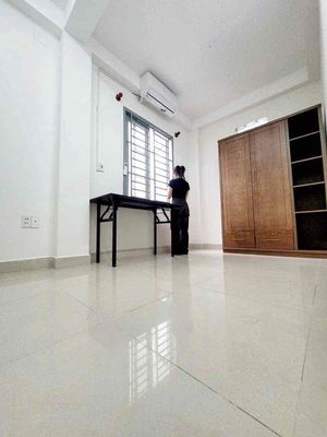 CHÍNH CHỦ CHO THUÊ PHÒNG NGAY TRƯỜNG PHI CÔNG VIỆT- SÂN BAY TSN