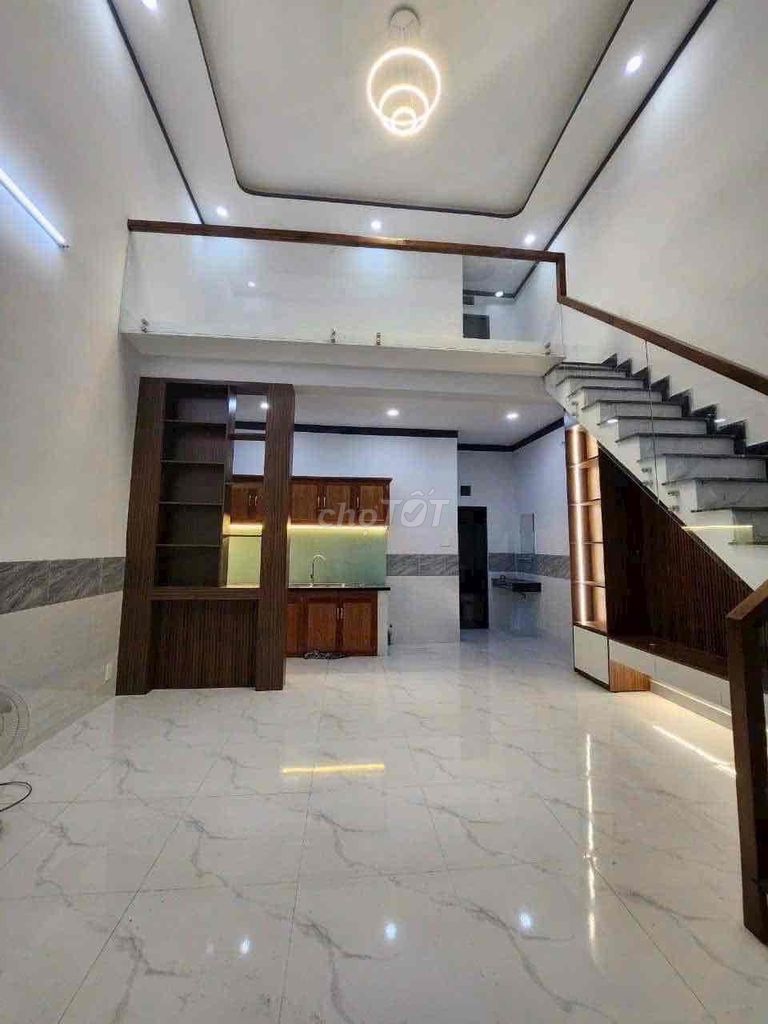 Bán nhà trệt lửng ngay ngã 3 ông xã Dĩ An 50m2