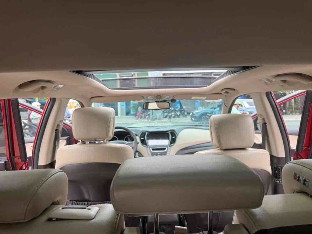 Hyundai Santa Fe 2016 2.4 AT 4 WD - 100000 km. Mua bán Ô tô tại Thành phố Thủ Đức Tp Hồ Chí Minh được đăng bởi THUONG TRAN hình 4