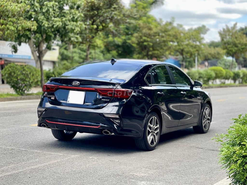Kia Cerato 2020 2.0 AT Premium - 61000 km. Mua bán Ô tô tại Quận Long Biên Hà Nội được đăng bởi Lê Anh hình 2