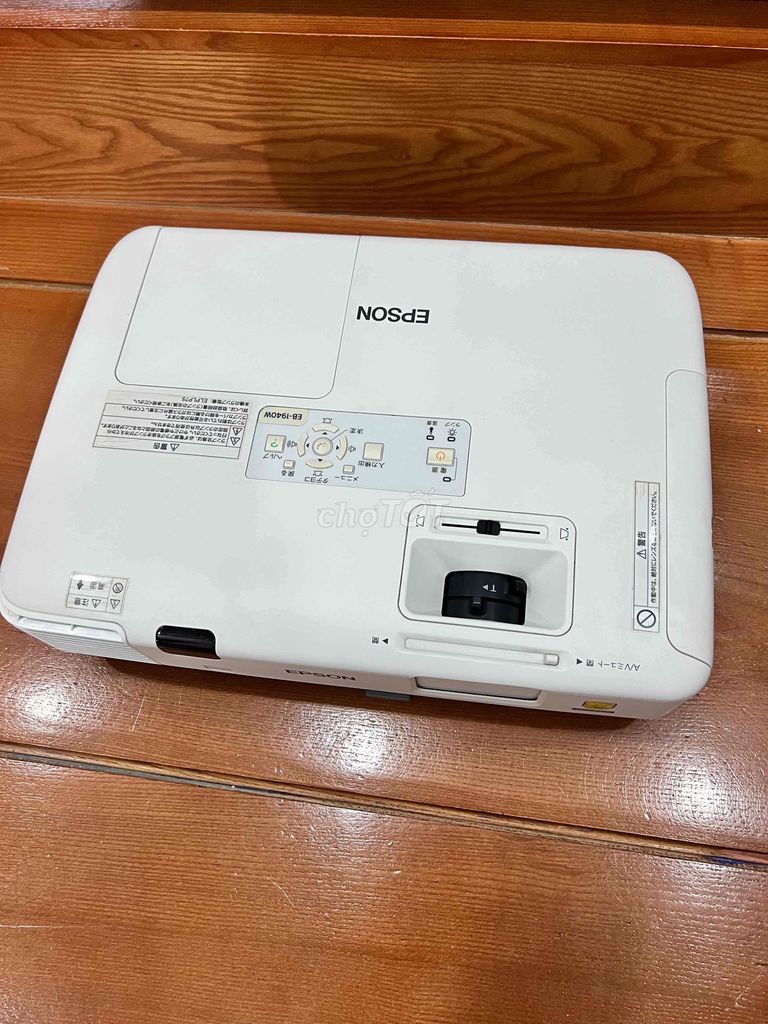 Máy chiếu Epson trắng. Mua bán Đồ dùng văn phòng tại Quận 12 Tp Hồ Chí Minh được đăng bởi Nhật Anh hình 1