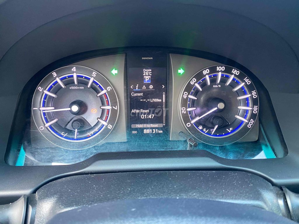 Toyota Innova 2017 2.0 Venturer - 88000 km. Mua bán Ô tô tại Quận Bình Thạnh Tp Hồ Chí Minh được đăng bởi Toyota Sure hình 10