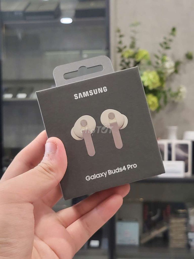 Tai nghe Samsung Galaxy Buds4 Pro Hồng. Mua bán Tivi, Âm thanh tại Quận 3 Tp Hồ Chí Minh được đăng bởi Nguyễn Gia Bảo hình 1