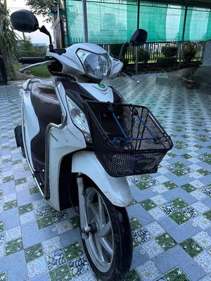 Honda Vision 2015 màu Trắng. Mua bán Xe máy tại Huyện Nhà Bè Tp Hồ Chí Minh được đăng bởi Mém Hoàn Thiện