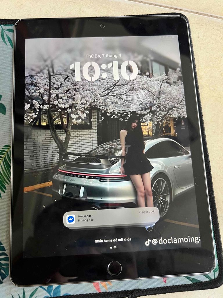Cần bán ipad gen 6 vân tay nhạy. Mua bán Máy tính bảng tại Thành phố Huế Thừa Thiên Huế được đăng bởi Đạt Võ hình 1