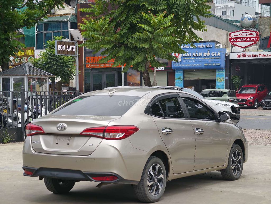TOYOTA VIOS 2024 SỐ SÀN màu vàng cát. Mua bán Ô tô tại Quận Long Biên Hà Nội được đăng bởi BON AUTO hình 5