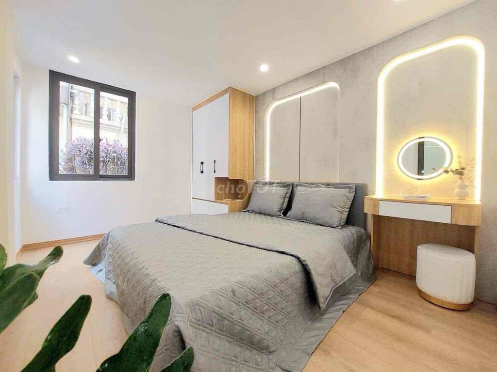 Ô tô đỗ cổng phố Minh Khai 34m2 x5T giá 7.5 tỷ sổ CC có TL bao QH