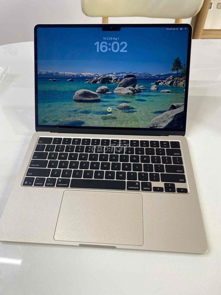 Apple MacBook Air M4 13 inch 256GB vna keng vna. Mua bán Laptop tại Quận Tân Bình Tp Hồ Chí Minh được đăng bởi Shop Trung Văn Apple Watch hình 1