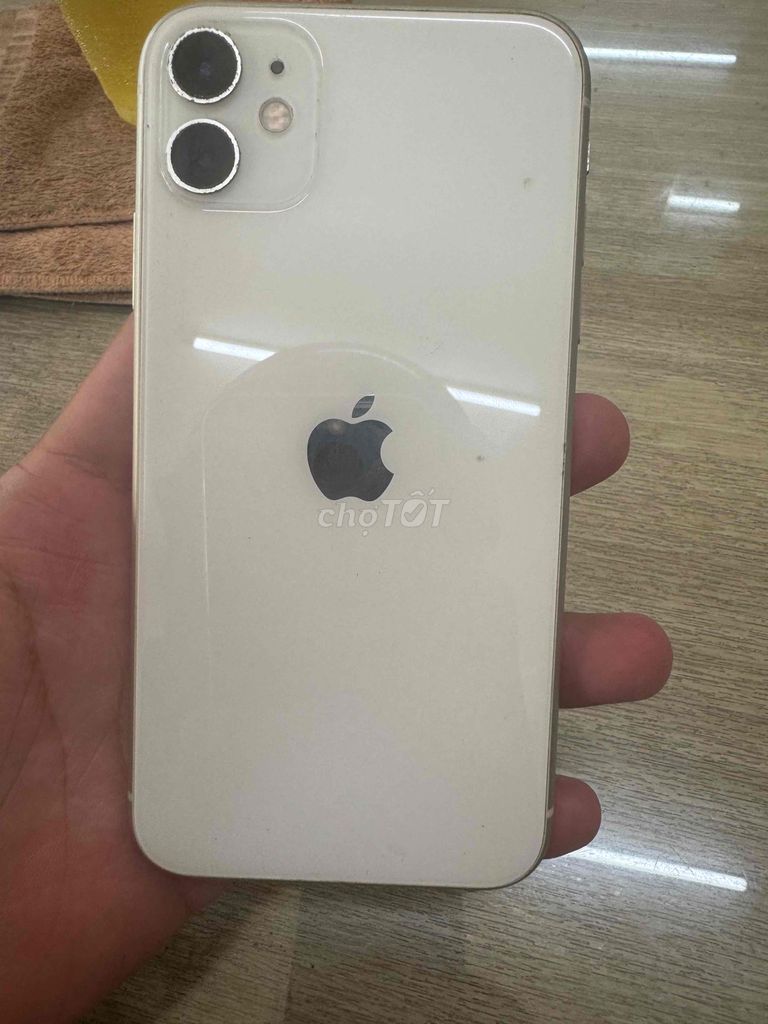 Apple iPhone 11 64GB Trắng. Mua bán Điện thoại tại Quận 6 Tp Hồ Chí Minh được đăng bởi Huy Hoàng hình 1