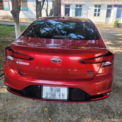 Hyundai Elantra 2020 1.6 AT - 54000 km. Mua bán Ô tô tại Thành phố Đồng Xoài Bình Phước được đăng bởi Vĩnh Hải Hyundai Bình Phước