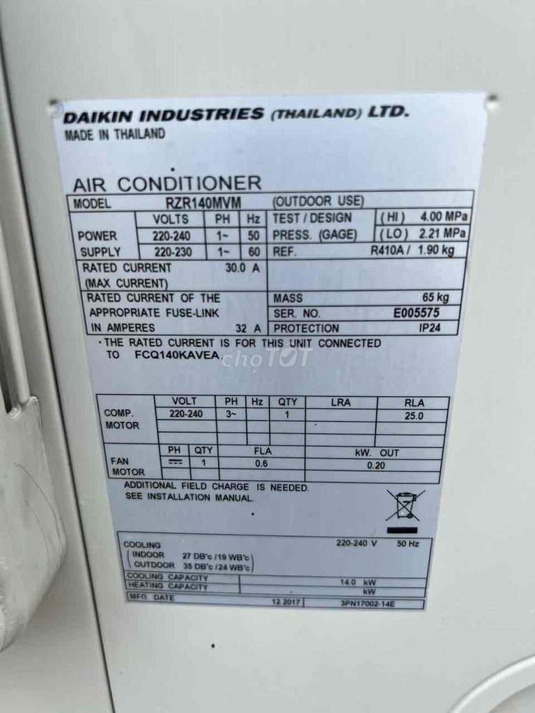 Máy lạnh tủ đứng Daikin inverter 5.5hp mới 90%