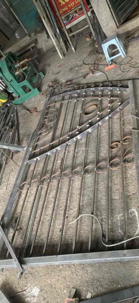 XƯỞNG SẮT CƠ KHÍ VĂN LẬP TUYỂN DỤNG. Việc làm Thợ cơ khí tại Quận Nam Từ Liêm Hà Nội được đăng bởi Nguyễn VânAnh hình 1