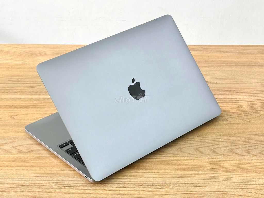 MacBook Pro 13" M1 8/256 Gray Zin Đẹp 98 Pin 100%. Mua bán Laptop tại Quận Ninh Kiều Cần Thơ được đăng bởi Cầm đồ Nhanh hình 1